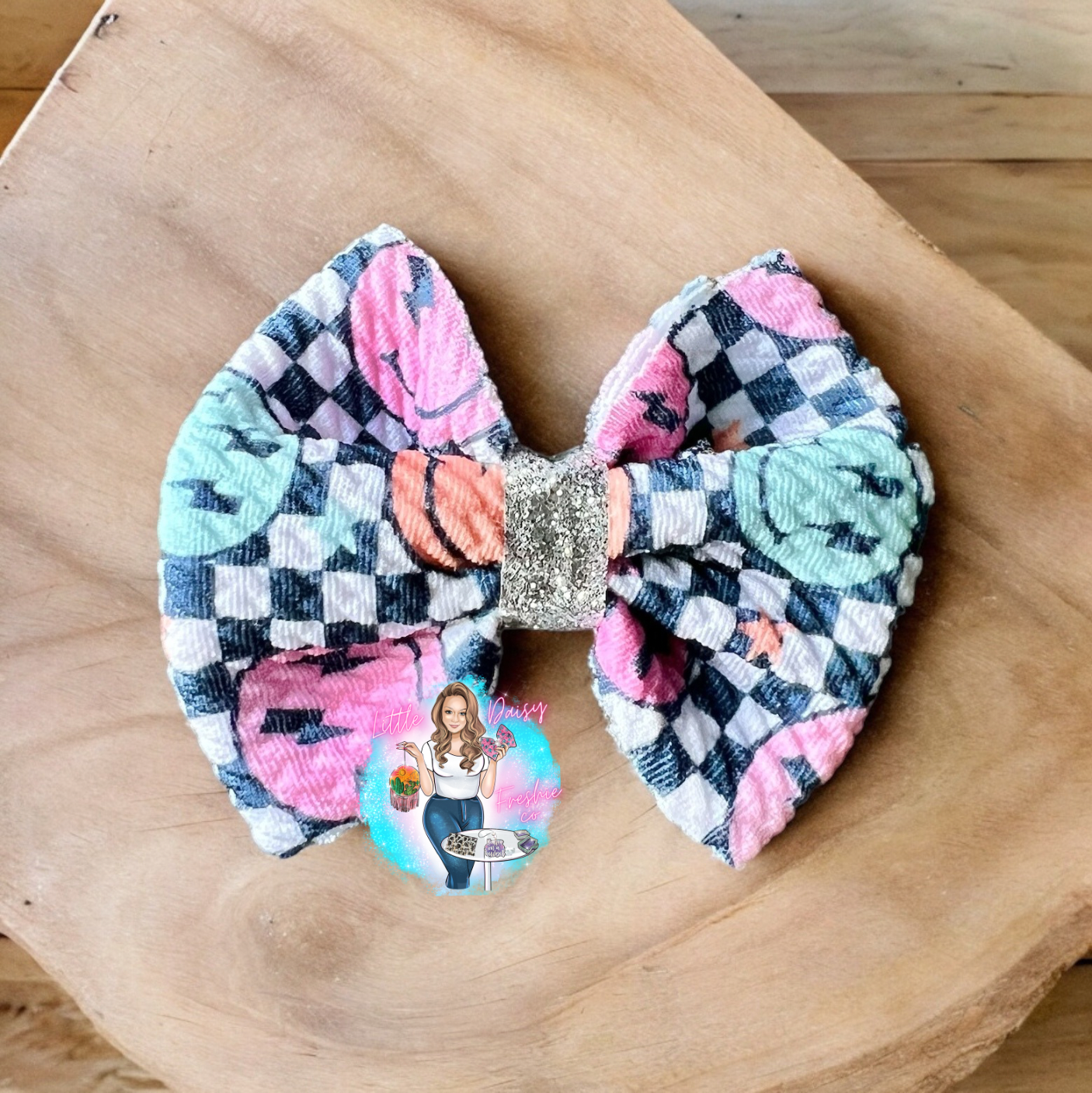 Smiley Freshie Bow