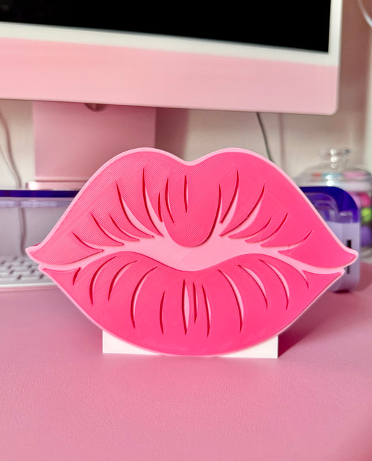 Lips  Pen/ makeup bush holder