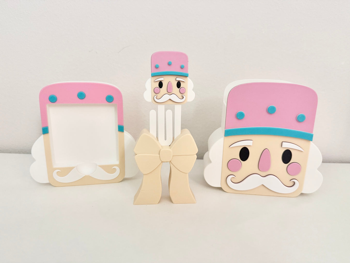 Nutcracker stationary set